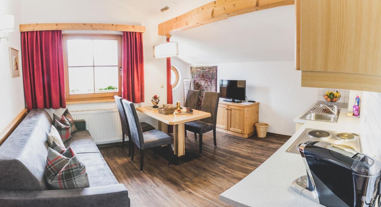 Haus Sunnbichl Apartment Фис Екстериор снимка