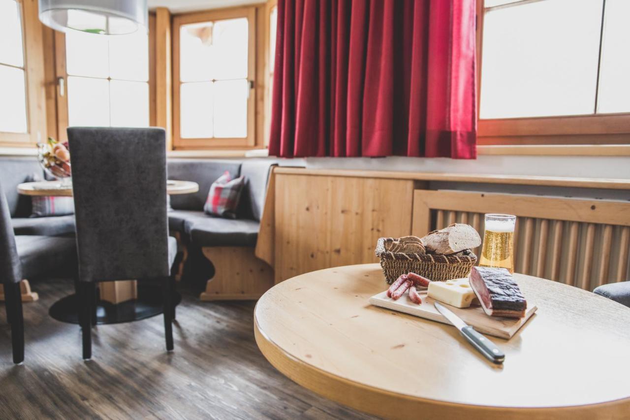 Haus Sunnbichl Apartment Фис Екстериор снимка